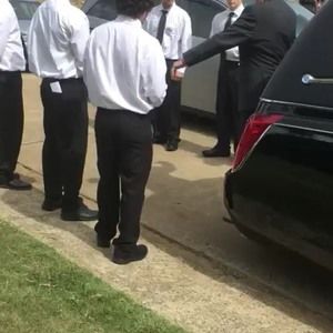 Meet your Posher, Joe